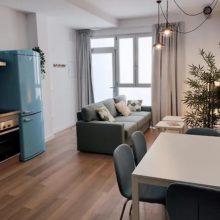 Convento, Amazing Flat With Patio